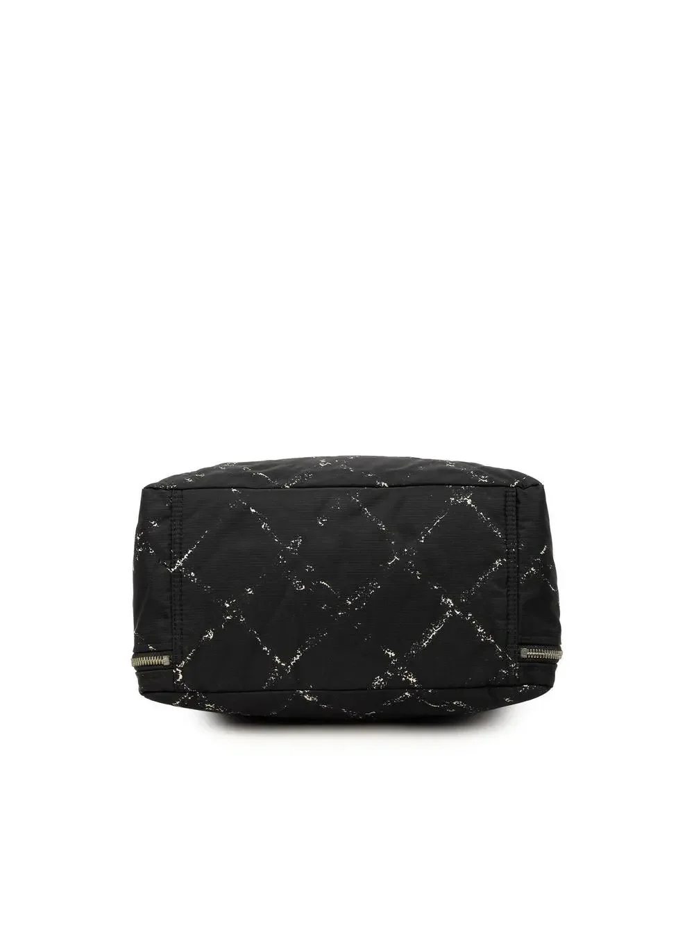 CHANEL elevate your